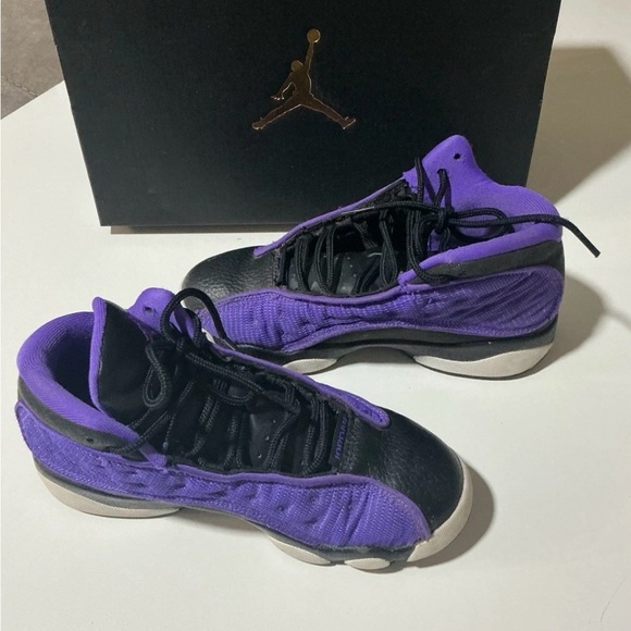 Jordan Kids Shoes Black and Purple - Picture 5 of 11